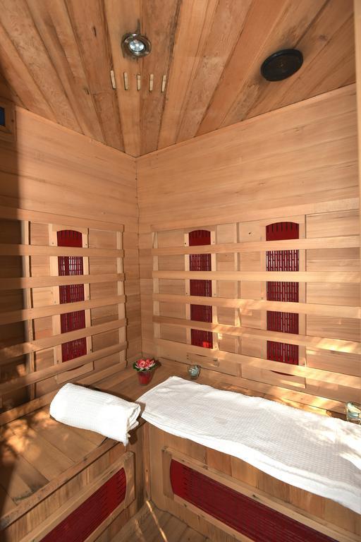 Bed & Breakfast Yin & Yang San Pantaleo Exterior foto